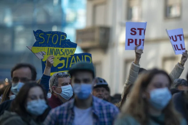 Πορτο Πορτογαλια Φεβρουαριου 2022 Κατά Διάρκεια Διαδήλωσης Κατά Της Ρωσικής Φωτογραφία Αρχείου