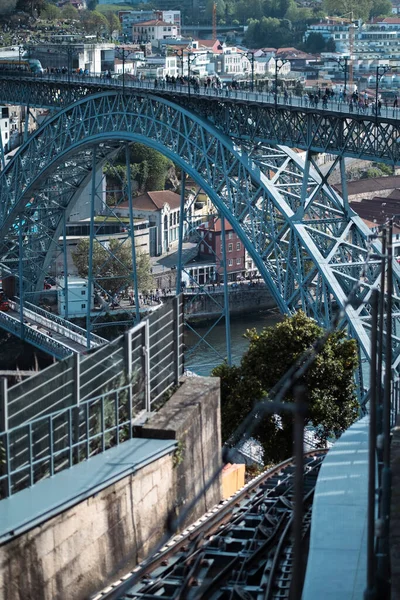 Veduta Del Ponte Dom Luis Nel Centro Storico Oporto Portogallo Foto Stock