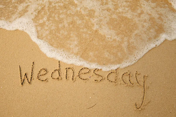 Wednesday Handwritten Light Beach Sand Soft Wave Lapping — Foto Stock