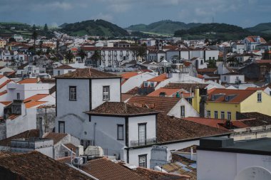 Ponta Delgada Merkezi 'nin üst manzarası, San Miguel Adası - Azores, Portekiz.