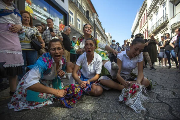 Portugal Yul 2022年 圣约翰节结束时的俄罗斯传统时期 Rusgas Sao Joao是一个古老的传统 它涉及到圣若昂的各个教区 可追溯到1957年 — 图库照片