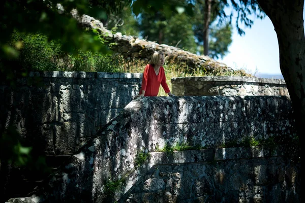 Woman Stone Staircase Medieval Park —  Fotos de Stock