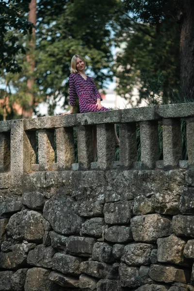 Woman Standing Old Park Porto Portugal — 스톡 사진