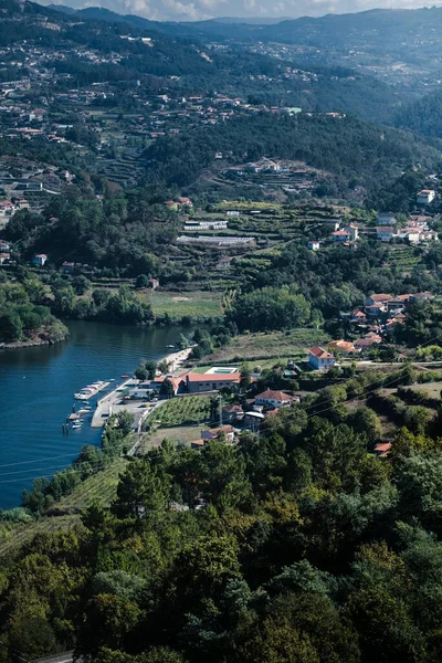 Widok Rzekę Douro Wzgórza Dolinie Douro Portugalia — Zdjęcie stockowe