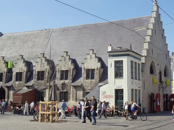 Belgium, Ghent. City market place. An ancient building. April, 2012. — Stock Photo, Image