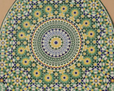 binanın duvarında dekoratif Mozaik. Agadir, morocco.