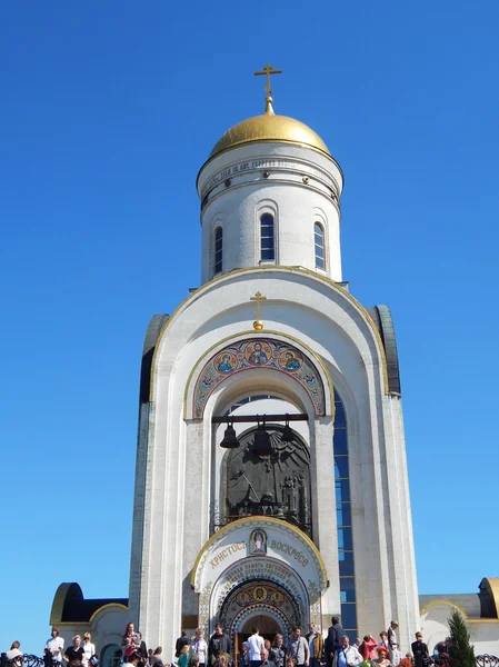 St.George-Tempel auf dem Anbetungshügel, Siegespark, Moskau. Mai, 2014. — Stockfoto