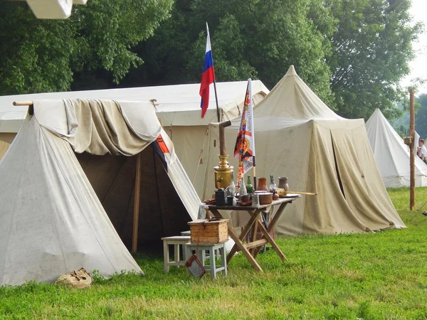 Ένα στρατιωτικό camp.the τέταρτη διεθνή ιστορική Φεστιβάλ "χρόνους και εποχές 1914-2014», kolomenskoye, Μόσχα. 7η Ιουνίου 2014. — Φωτογραφία Αρχείου