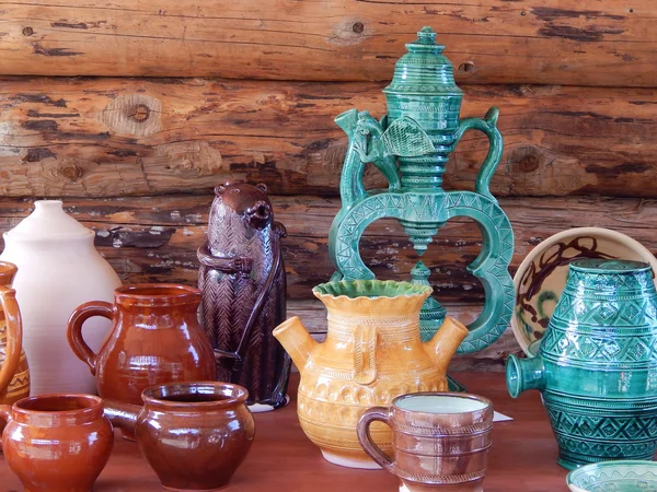 Rzemiosło ludowe. Pottery.The czwarty Festiwal historyczny "czasów i epok 1914-2014", Kolomenskoje, Moskwa. 8 czerwca 2014. — Zdjęcie stockowe