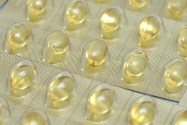 Balık yağı kapsülleri