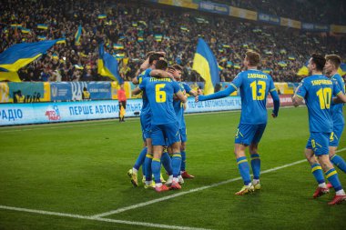 Lviv, Ukrayna - 12 Ekim 2021: Dünya Kupası elemeleri UEFA, Ukrayna ile Bosna-Hersek arasındaki futbol maçı