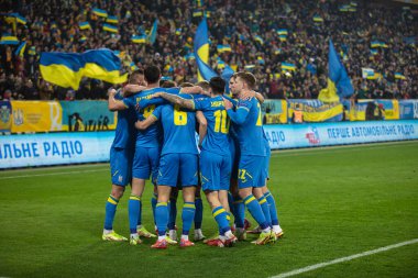 Lviv, Ukrayna - 12 Ekim 2021: Dünya Kupası elemeleri UEFA, Ukrayna ile Bosna-Hersek arasındaki futbol maçı