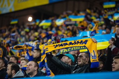 Lviv, Ukrayna - 12 Ekim 2021: Dünya Kupası elemeleri UEFA, Ukrayna ile Bosna-Hersek arasındaki futbol maçı