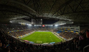 Lviv, Ukrayna - 12 Ekim 2021: Dünya Kupası elemeleri UEFA, Ukrayna ile Bosna-Hersek arasındaki futbol maçı