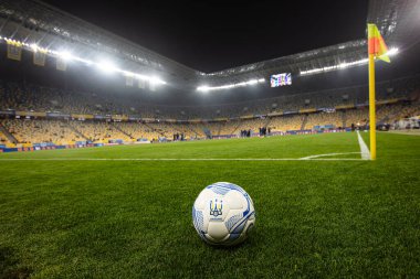 Lviv, Ukrayna - 12 Ekim 2021: Ukrayna Futbol Federasyonu. Dünya Kupası elemeleri UEFA, Ukrayna ile Bosna-Hersek arasında futbol maçı