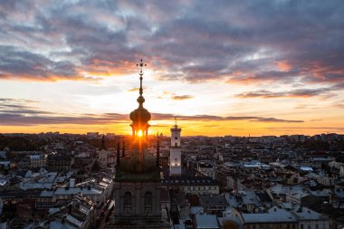 Lviv, Ukarine - 26 Ekim 2021: İHA 'dan Lviv' e panoramik görüş