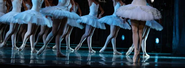 Het Zwanenmeer Ballet Sluiten Van Ballerina Dansen — Stockfoto