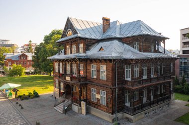 Truskavets, Ukrayna - 7 Temmuz 2021: Mykhailo Bilas Müzesi hava manzaralı. Truskavets, Ukrayna 'da Villa Goplana