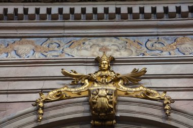 Lviv, Ukrayna - 6 Aralık 2021: Lviv 'deki Cizvit Kilisesi (Aziz Peter ve Paul Garrison Kilisesi))