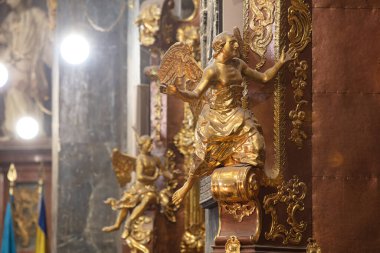 Lviv, Ukrayna - 6 Aralık 2021: Lviv 'deki Cizvit Kilisesi (Aziz Peter ve Paul Garrison Kilisesi))