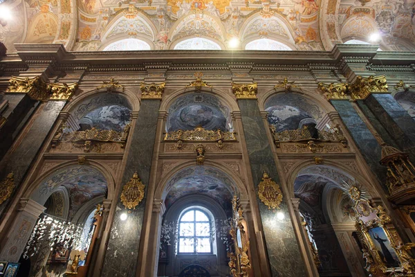 Lviv Ucrânia Dezembro 2021 Interior Igreja Jesuíta Lviv Igreja Dos — Fotografia de Stock