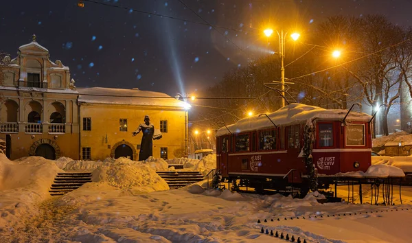 Львов Украина Февраля 2021 Года Старый Трамвай Львове Зимой Ночью — стоковое фото