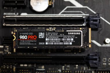 Seul, Güney Kore - 28 Aralık 2021: Samsung SSD 980 PRO 4.0 NVME M.2
