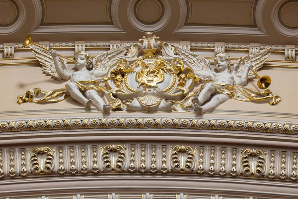 キエフ ウクライナ 2018年12月19日 ウクライナのタラス シェフチェンコ国立歌劇場とバレエ劇場の内部 — ストック写真