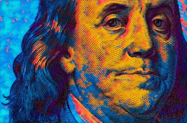 100 dolarlık banknot parçasını tasarım amaçlı renklendirdim. Benjamin Franklin yakın plan