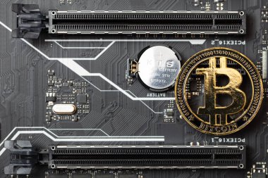 Bilgisayar anakart geçmişinde Bitcoin. Kriptocurrecy konsepti