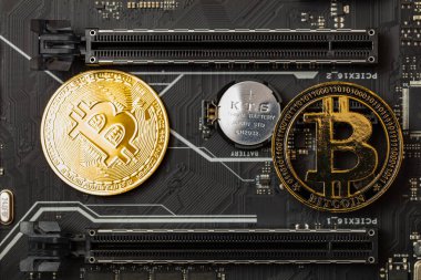 Bilgisayar anakart geçmişinde Bitcoin. Kriptocurrecy konsepti