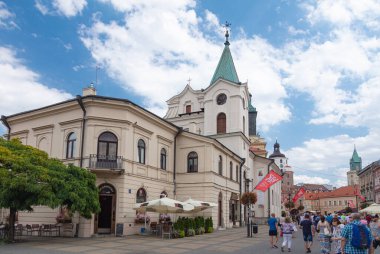Lublin, Polonya - 19 Ağustos 2017: Lublin Caddesi