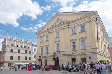 Lublin, Polonya - 19 Ağustos 2017: Lublin 'deki Kraliyet Mahkemesi (eski belediye meclisi)
