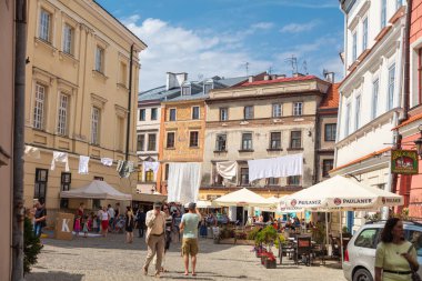 Lublin, Polonya - 19 Ağustos 2017: Lublin Caddesi