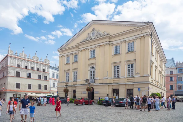 Lublin, Polonya - 19 Ağustos 2017: Lublin 'deki Kraliyet Mahkemesi (eski belediye meclisi)