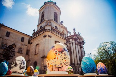 Lviv, Ukrayna - 16 Nisan 2017: Lviv 'de Paskalya yumurtası (pysanka) sergisi