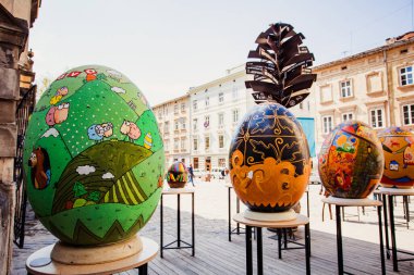 Lviv, Ukrayna - 16 Nisan 2017: Lviv 'de Paskalya yumurtası (pysanka) sergisi