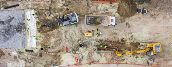 Lviv, Ukrayna - 25 Kasım 2020: Shevchenko Caddesi 'ndeki yol onarımı. Lviv, Ukrayna 'da