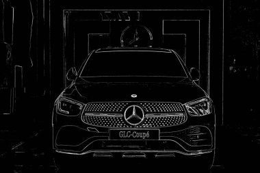 Hurghada, Mısır - 6 Ekim 2019: Steigenberger ALDAU Resort yakınlarındaki Mercedes-Benz GLC 300 Coupe