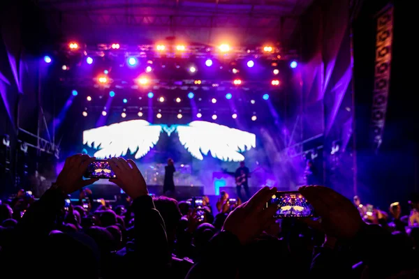 Hands Phones Concert Atmosphere Concert Stage Lights — Stok fotoğraf