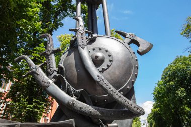 Kyiv, Ukrayna - 1 Haziran 2022: Kyiv, Ukrayna 'daki Pylyp Orlyk Anıtı