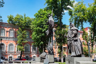 Kyiv, Ukrayna - 1 Haziran 2022: Kyiv, Ukrayna 'daki Pylyp Orlyk Anıtı