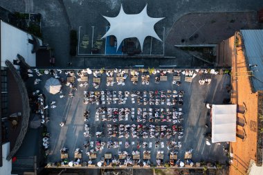 Lviv, Ukrayna - 20 Mayıs 2021: Bölge ve konser! FESTREPUBLIC Klübü