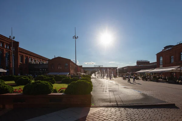 Lodz, Polonya - 8 Ağustos 2022: Polonya 'daki İmalat Merkezi