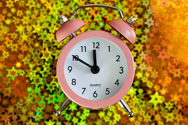 Reloj Despertador Cuarzo Rosa Aislado Para Fines Diseño — Foto de Stock