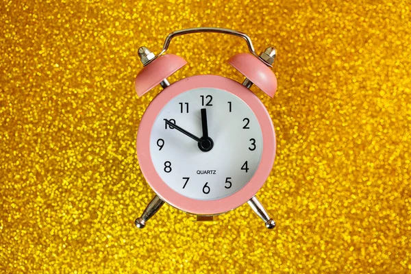 Reloj Despertador Cuarzo Rosa Aislado Para Fines Diseño —  Fotos de Stock