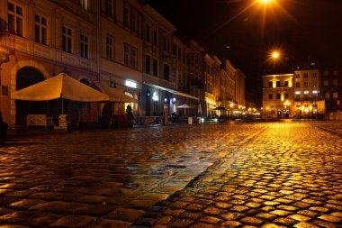 Lviv, Ukrayna - 12 Ekim 2022: Lviv City cente night