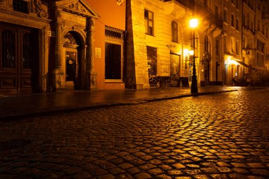 Lviv, Ukrayna - 12 Ekim 2022: Lviv City cente night