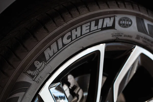 Lviv Ucrania Octubre 2022 Primer Plano Del Nuevo Neumático Michelin — Foto de Stock