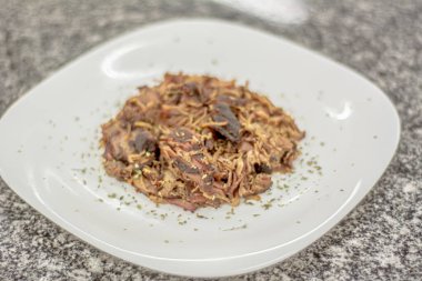 Biftek gurmesi yemeğini kapat.